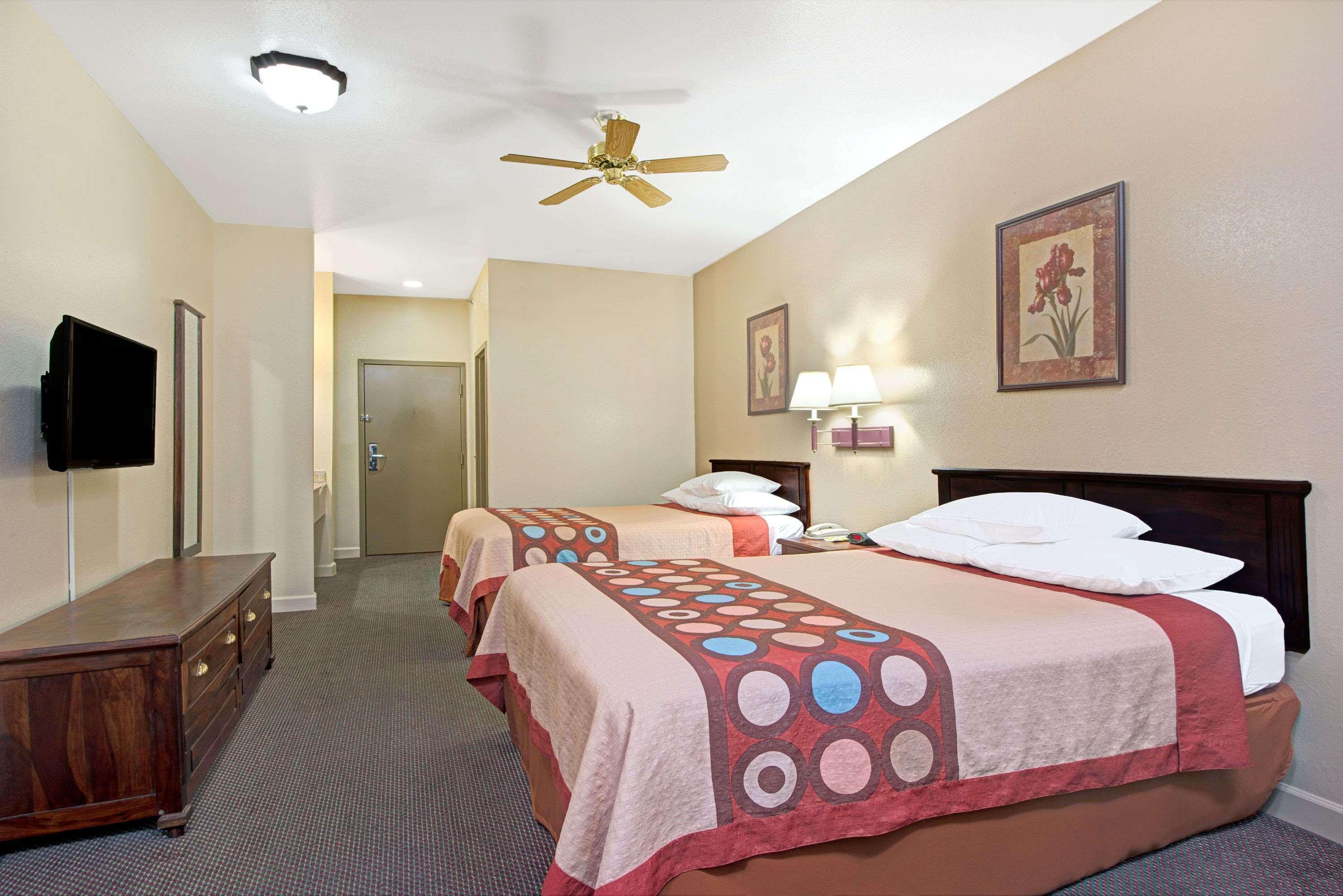 Hotel Super 8 By Wyndham St. Louis Airport Woodson Terrace Zewnętrze zdjęcie