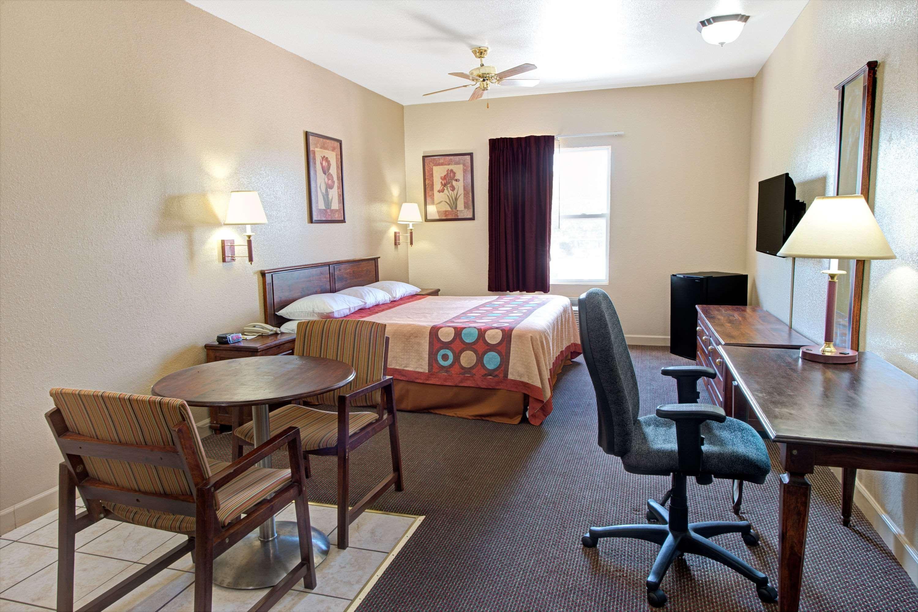 Hotel Super 8 By Wyndham St. Louis Airport Woodson Terrace Zewnętrze zdjęcie