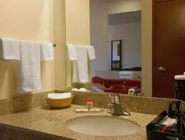 Hotel Super 8 By Wyndham St. Louis Airport Woodson Terrace Zewnętrze zdjęcie